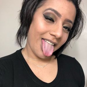 Meet your Posher, Carmen